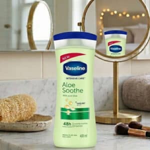 Vaseline Intensive Care Aloe Soothing Body Lotion